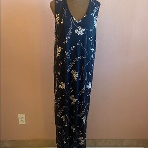 AMANDA SMITH.Floral Sleeveless Maxi Dress